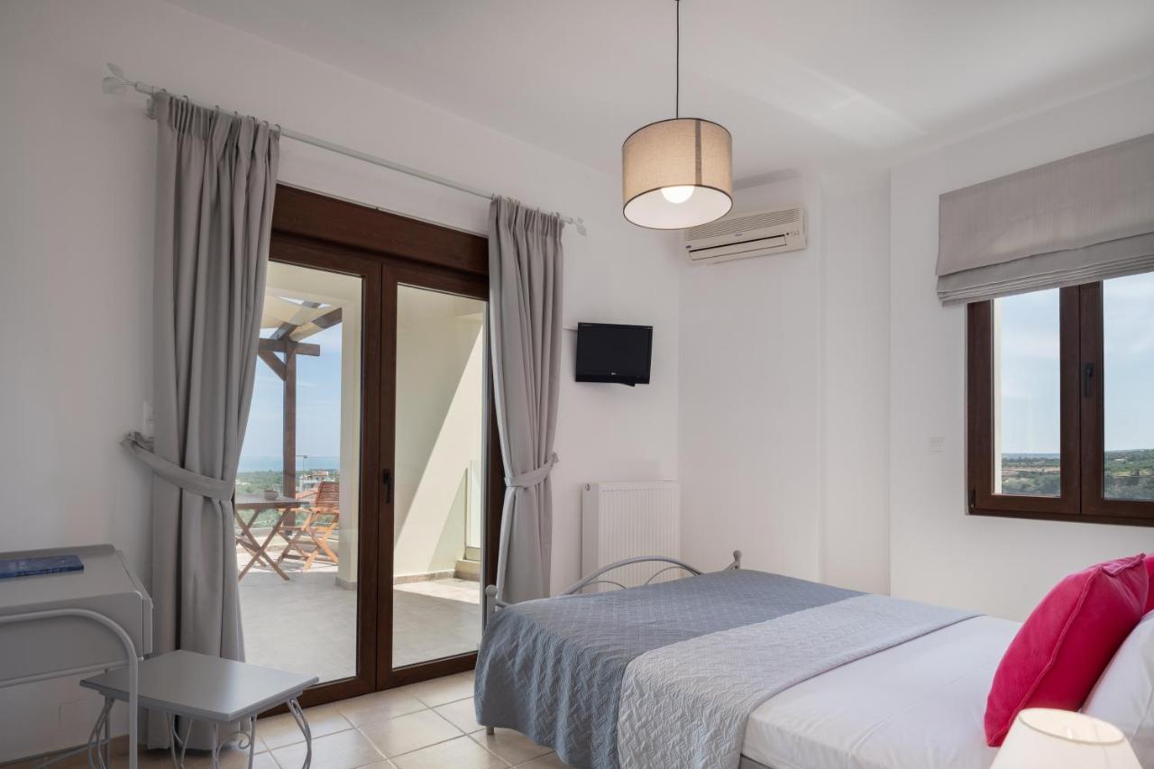 Family Villa Rousa In Rethymno With Pool, Bbq And Kids Area Loutra Exteriör bild